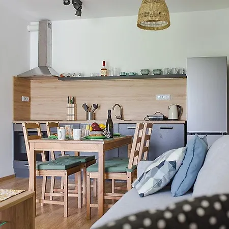 City And Thermal Apartman Gyor Exterior photo
